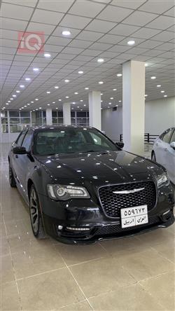 کرایسلەر 300